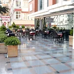 Rhiss Bostanci 3* Istanbul