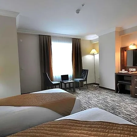 Rhiss Bostanci Hotel