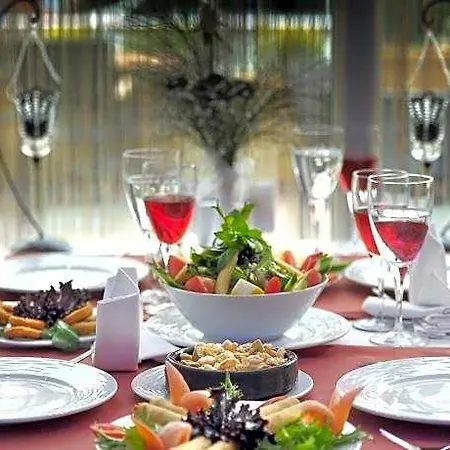 Rhiss Bostanci Istanbul