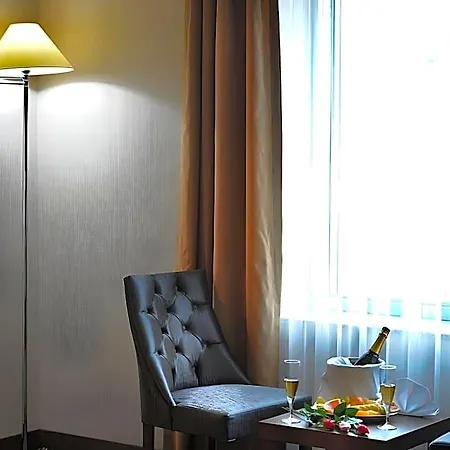 Rhiss Bostanci Hotel