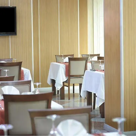 Rhiss Bostanci Istanbul