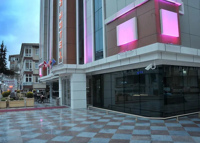 Rhiss Bostanci فندق