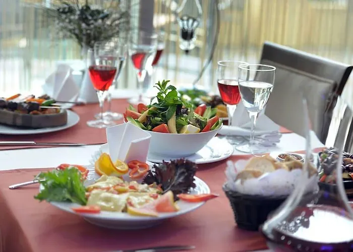 Rhiss Bostanci فندق