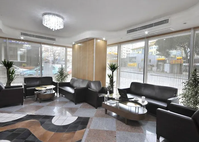 Rhiss Bostanci اسطنبول