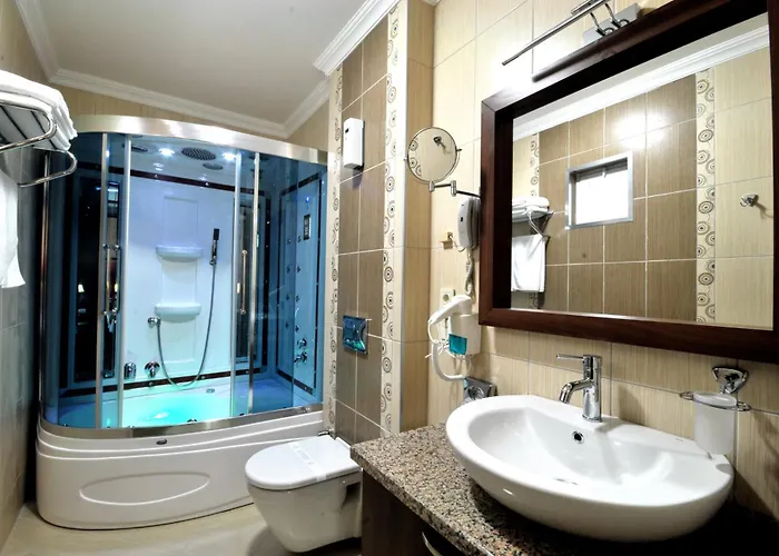 Rhiss Bostanci اسطنبول