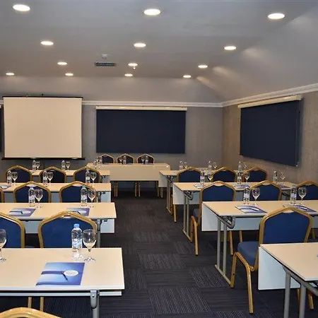 Rhiss Bostanci Istanbul