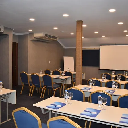 Rhiss Bostanci Hotell 3*